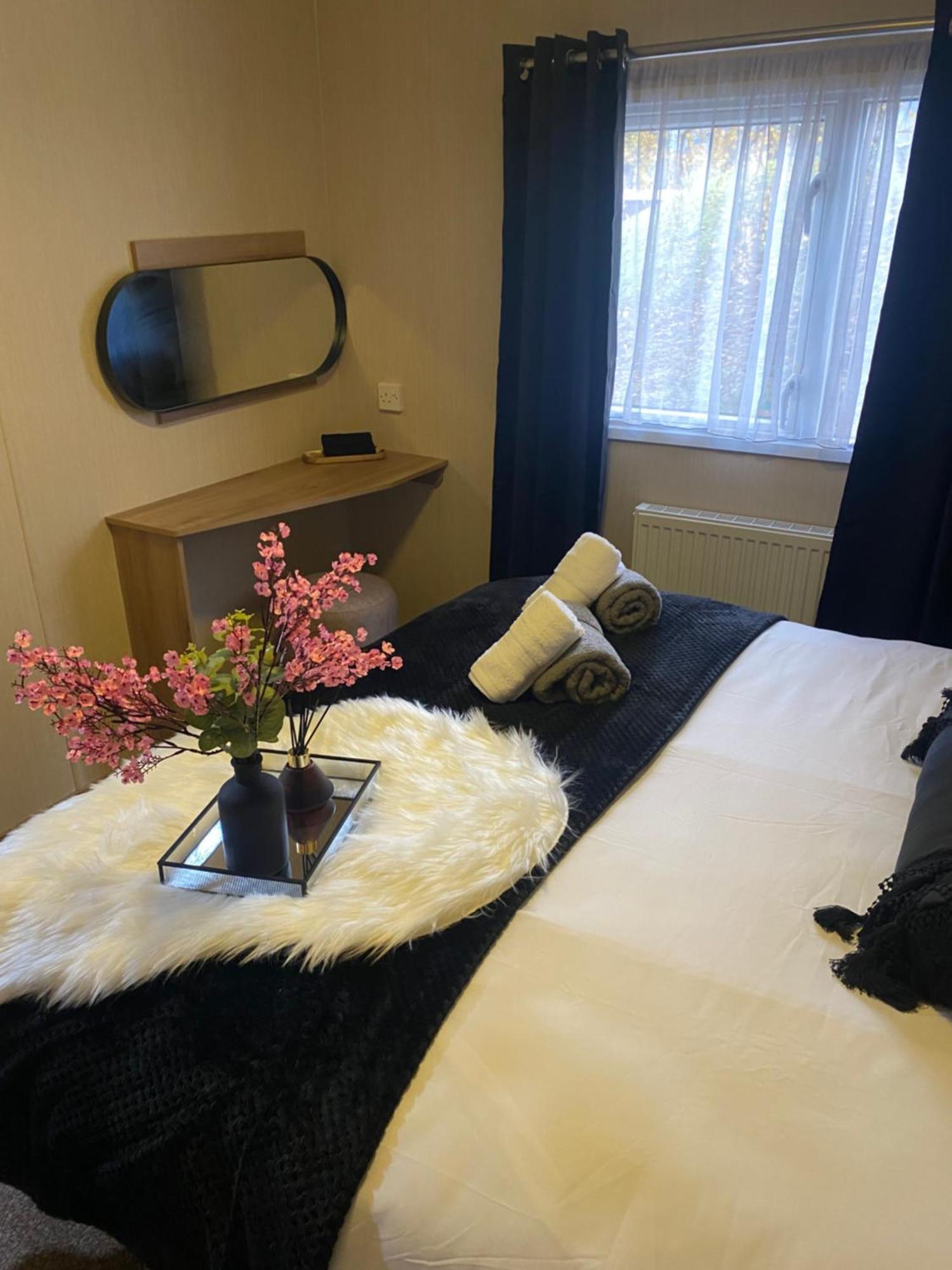 阿维莫尔The Mountain Retreat公寓 外观 照片